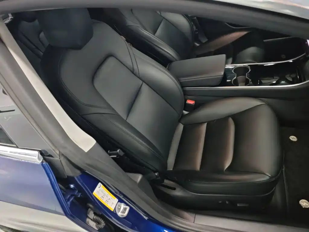 Tesla Model 3 — миниатюра 25