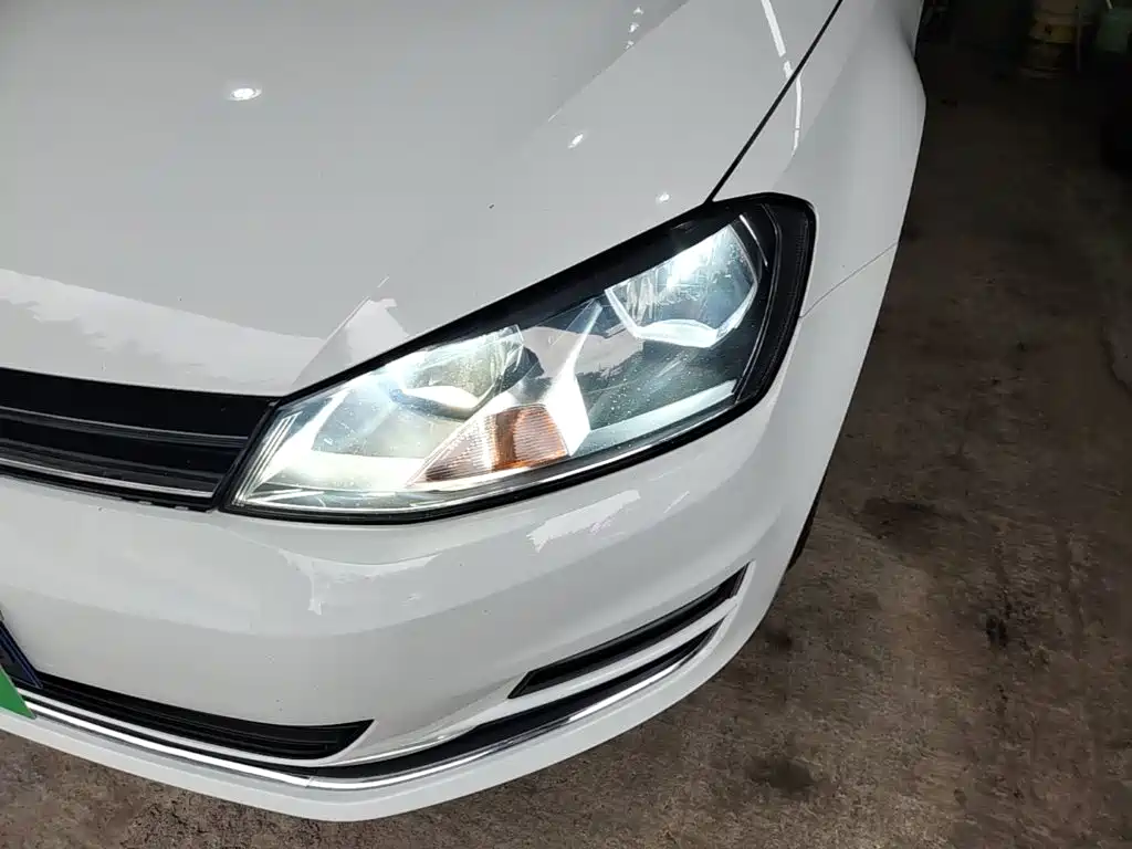 Volkswagen Golf — миниатюра 24