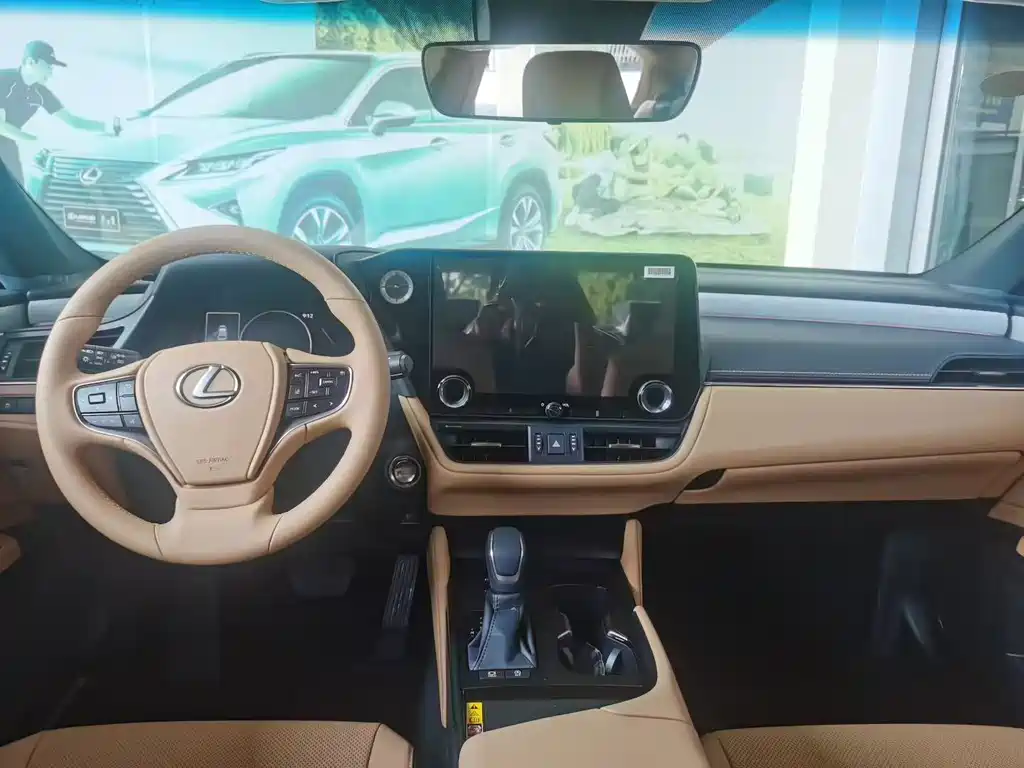 Lexus ES 2025 200 Premium