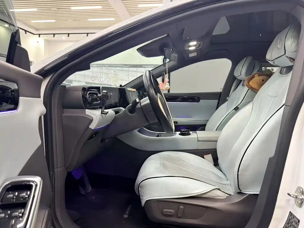 Leapmotor Leapmotor C01 — миниатюра 6