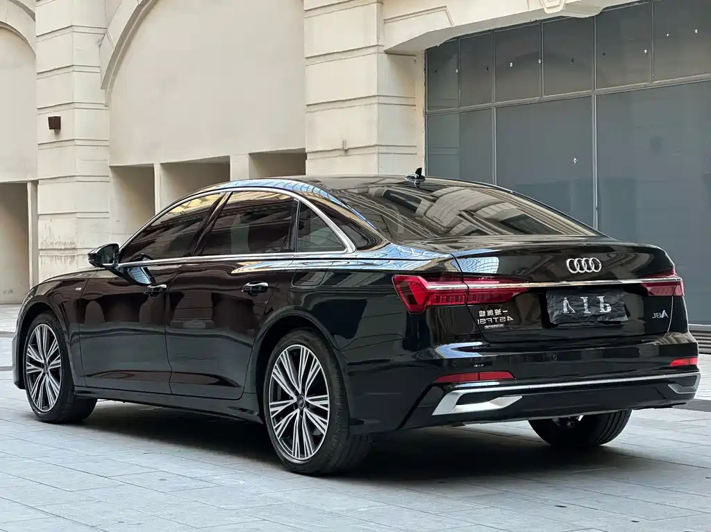 Audi A6L — миниатюра 10