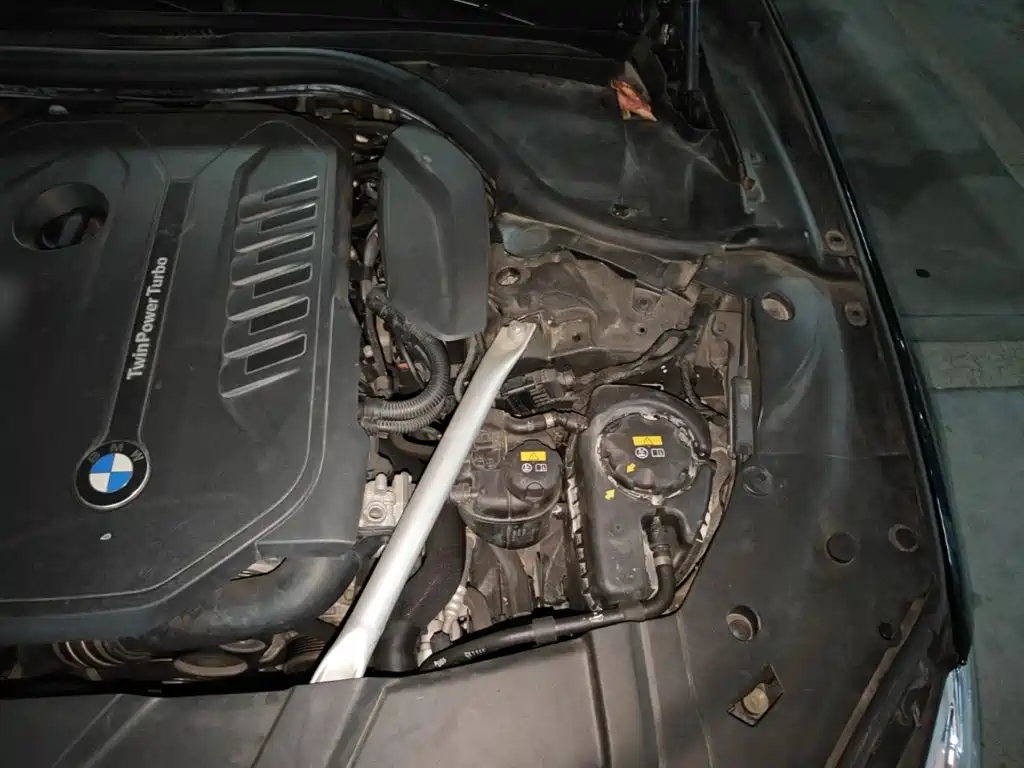 BMW 7 Series — миниатюра 21