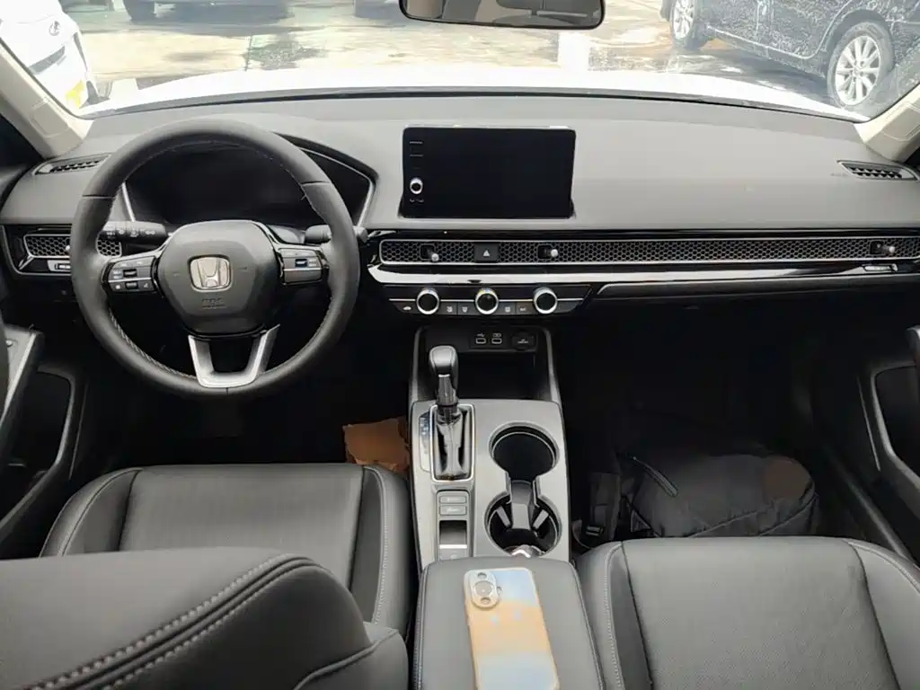 Honda Civic — миниатюра 10
