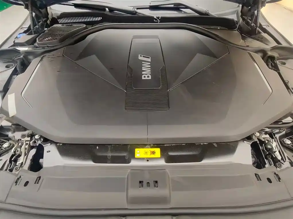 BMW i5 — миниатюра 16
