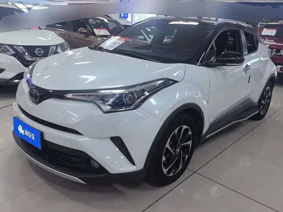 2019 Toyota C-HR - zdjęcie 1 z 16