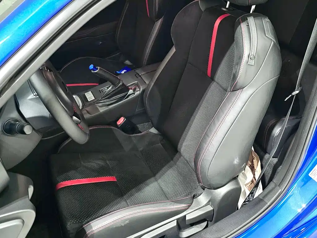 Subaru BRZ 2022 2.4L MT