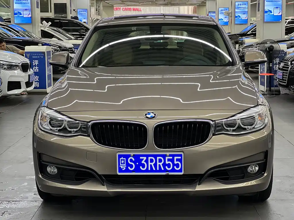 BMW 3 Series GT 3 GT 2014 320i Lead