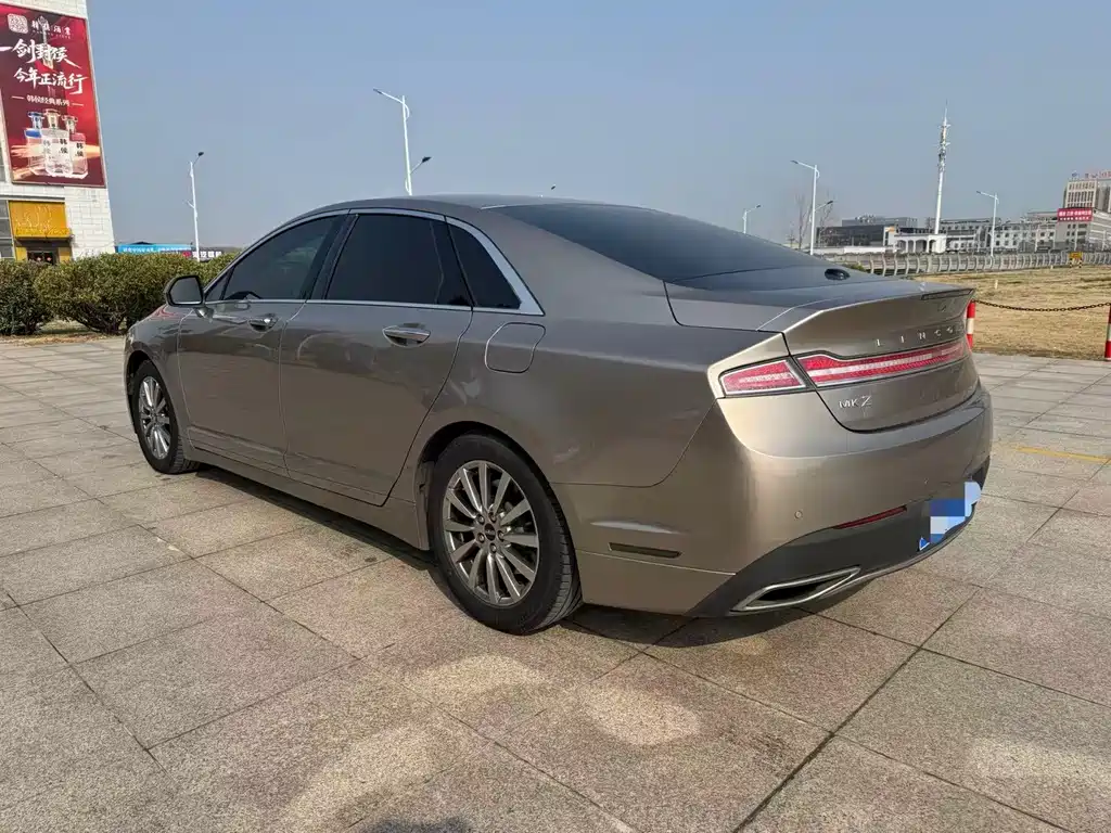 LINCOLN MKZ