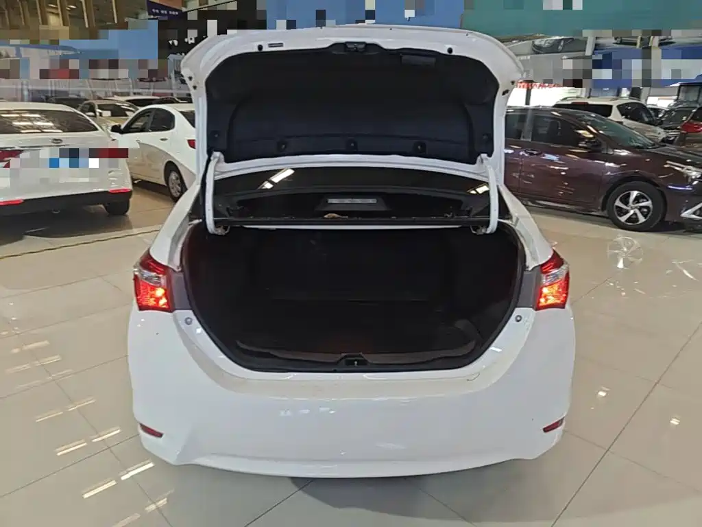 Toyota Corolla — миниатюра 19