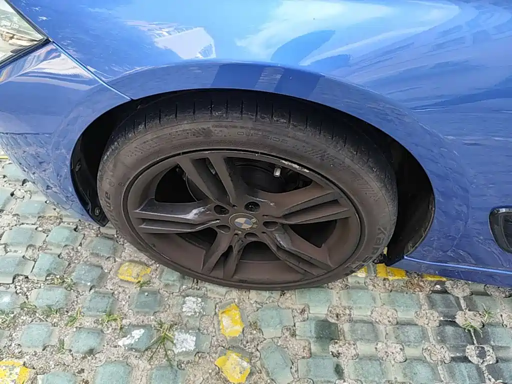 BMW 3 Series — миниатюра 23