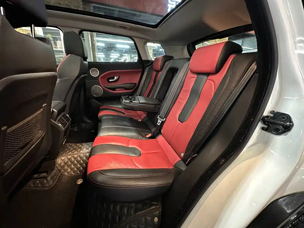 Land Rover Evoque (Import) — миниатюра 22