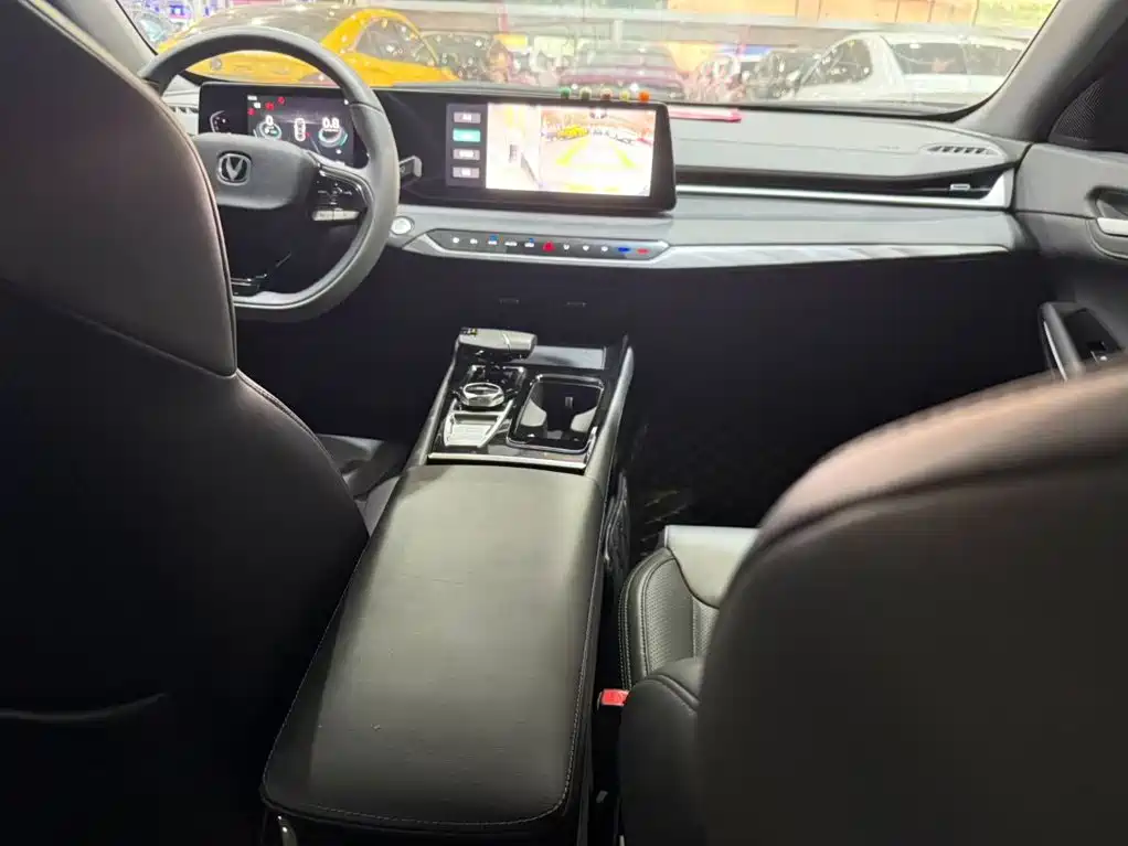 Changan Ruicheng PLUS — миниатюра 3