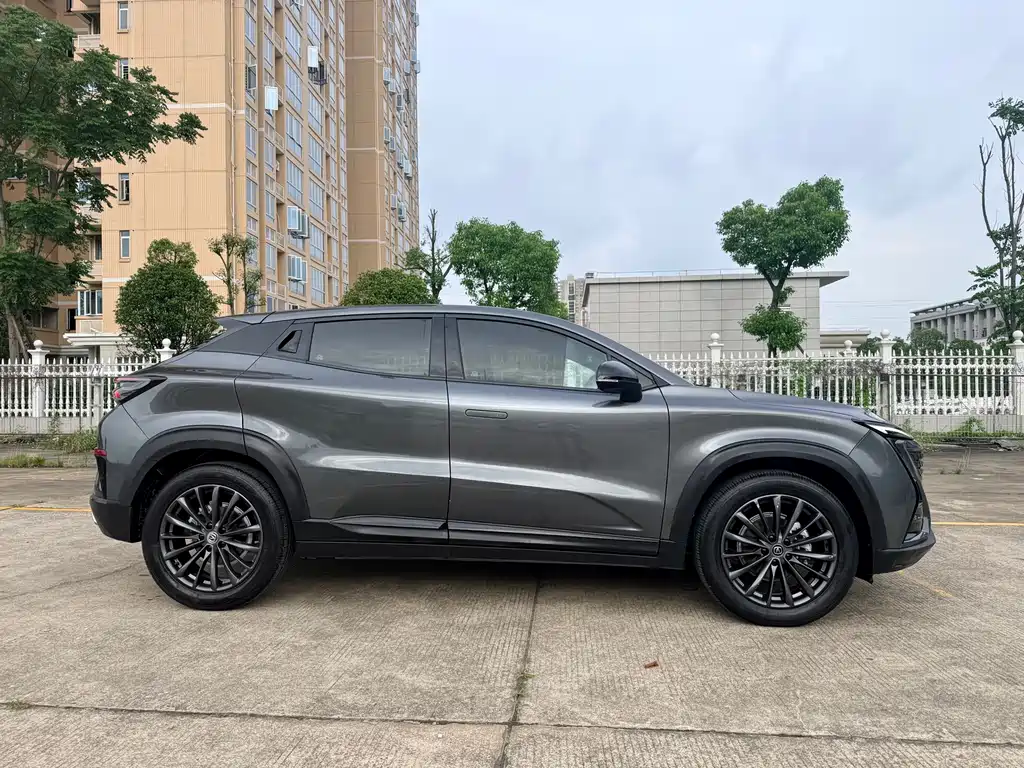 Changan UNI-T 2022 1.5T Premium