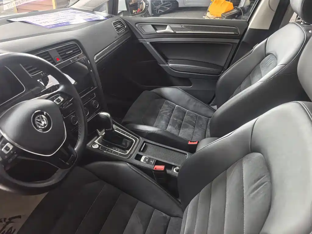 Volkswagen Golf — миниатюра 9