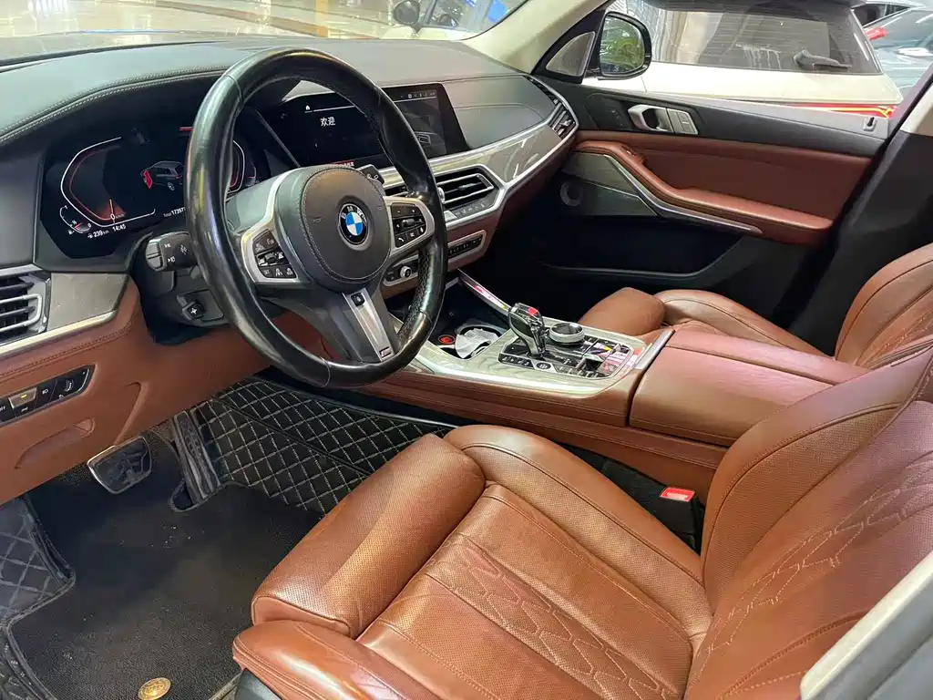 BMW X7 — миниатюра 7
