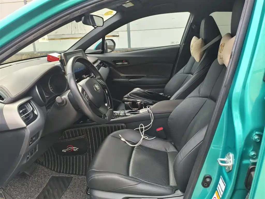 Toyota C-HR — миниатюра 8