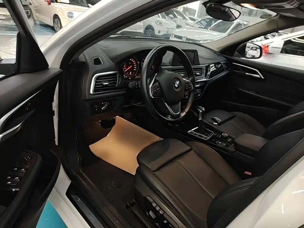 BMW 1 Series — миниатюра 15