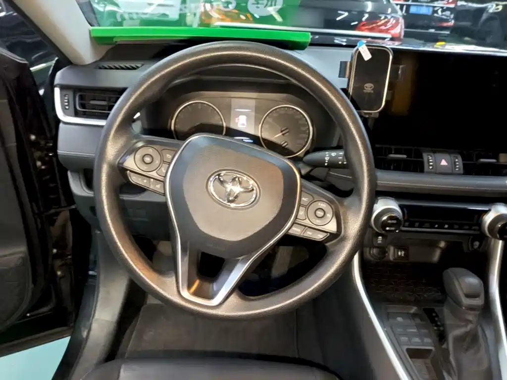 Toyota Wildlander — миниатюра 11