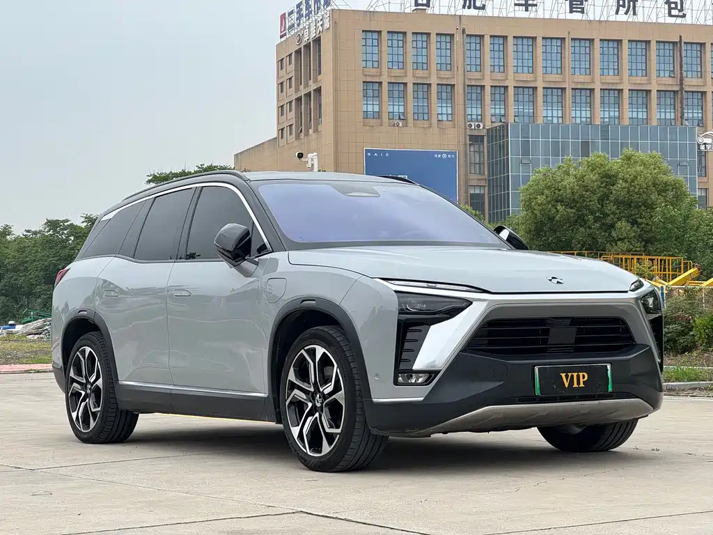 NIO ES8 2020 450KM мест