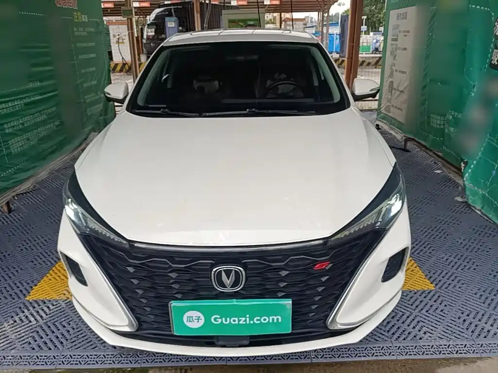 Changan Eado — миниатюра 3