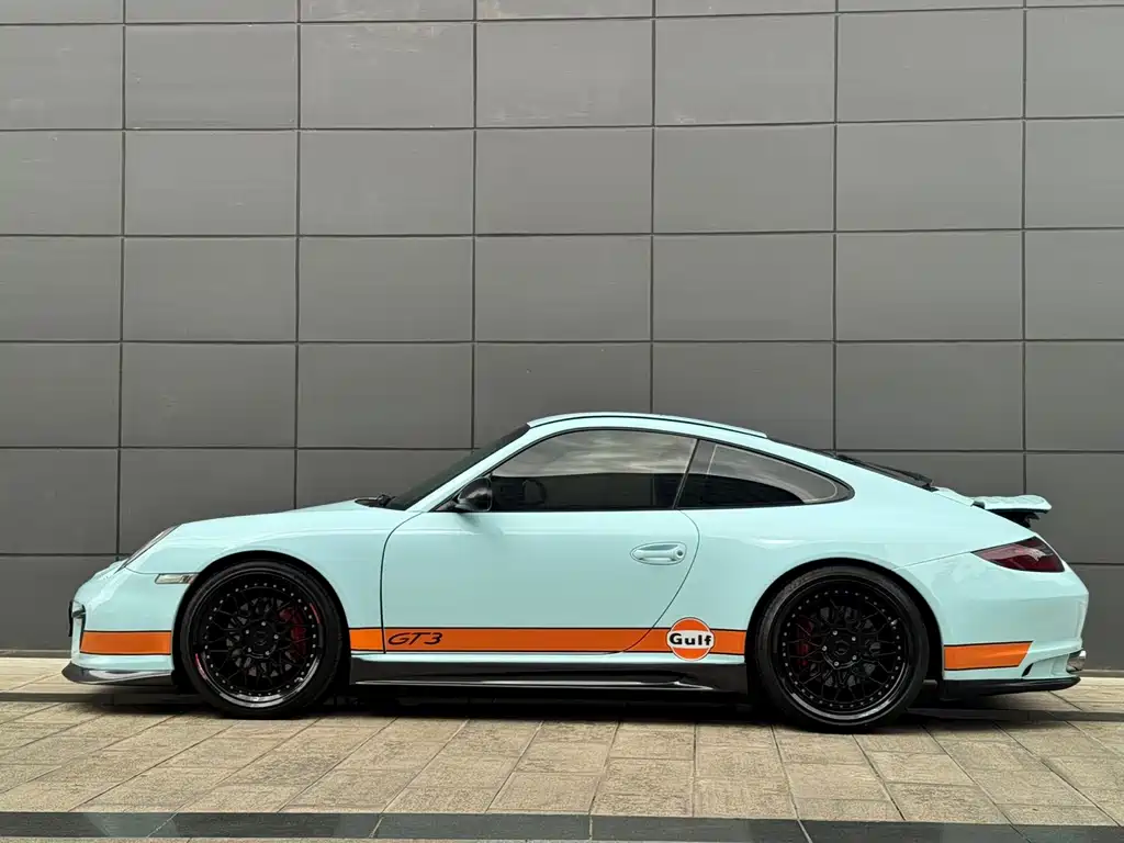 Porsche 911 2010 Carrera S 3.8L