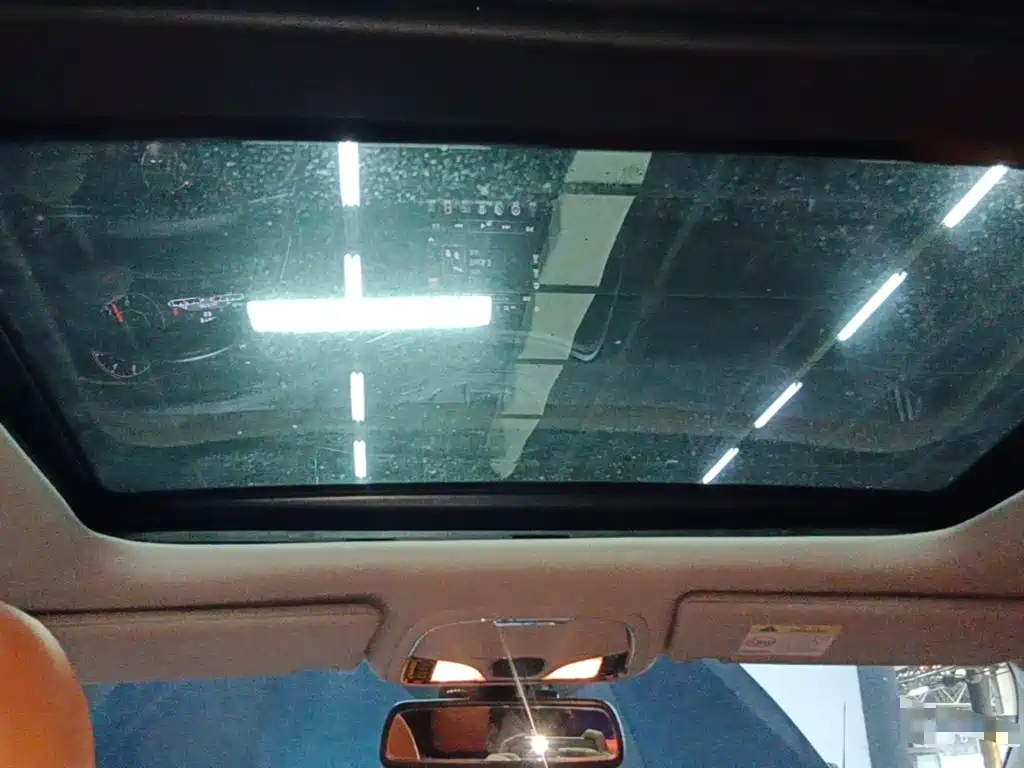 Jeep Cherokee — миниатюра 18