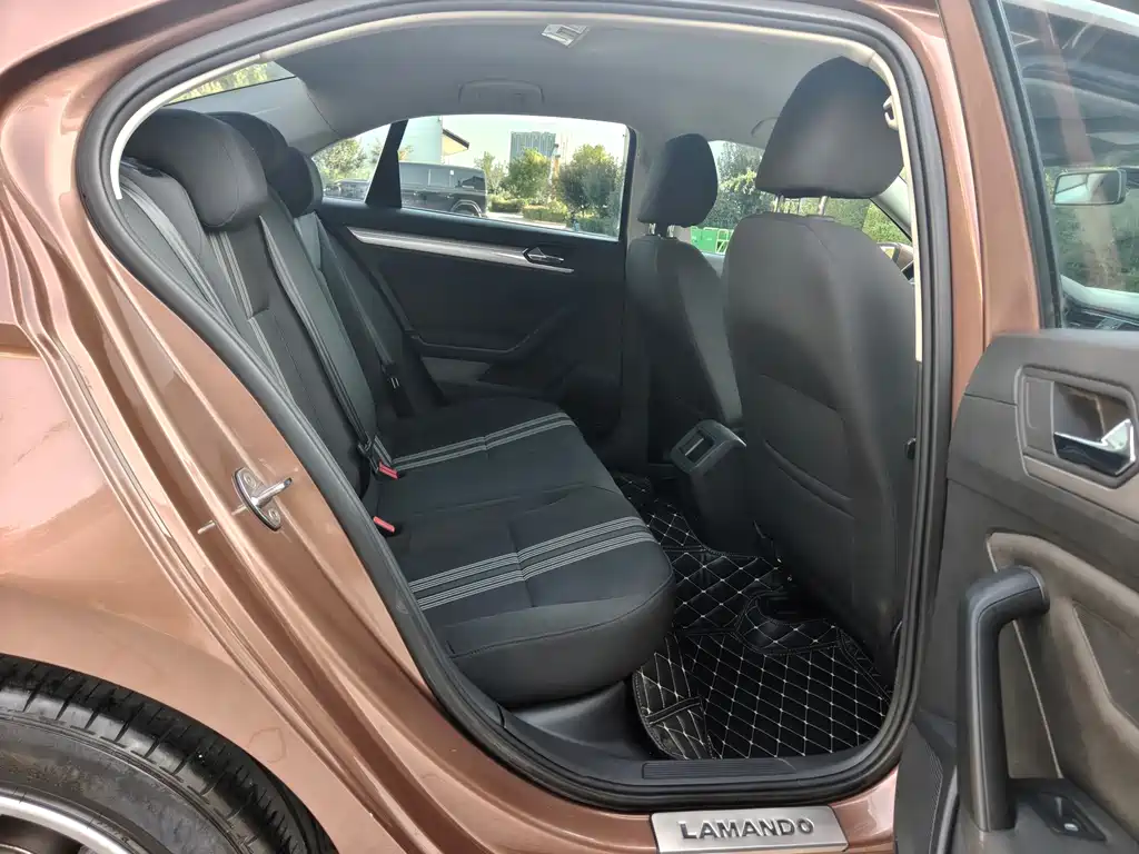 Volkswagen Lamando — миниатюра 12