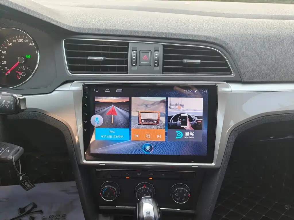 Volkswagen Lamando — миниатюра 14