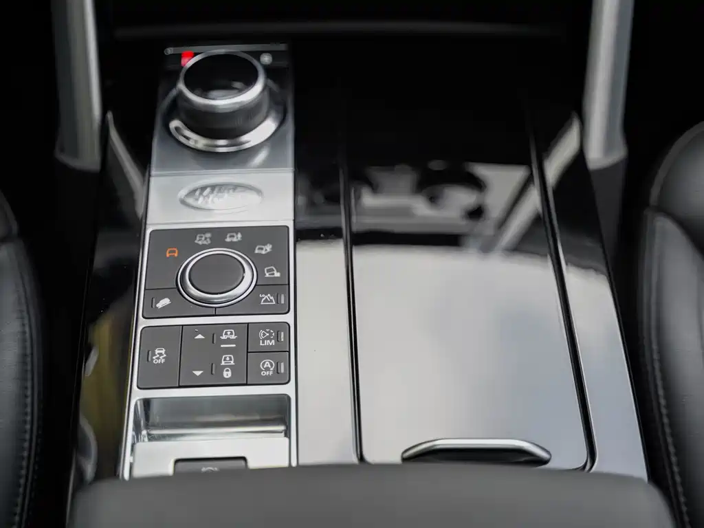 Land Rover Discovery — миниатюра 18