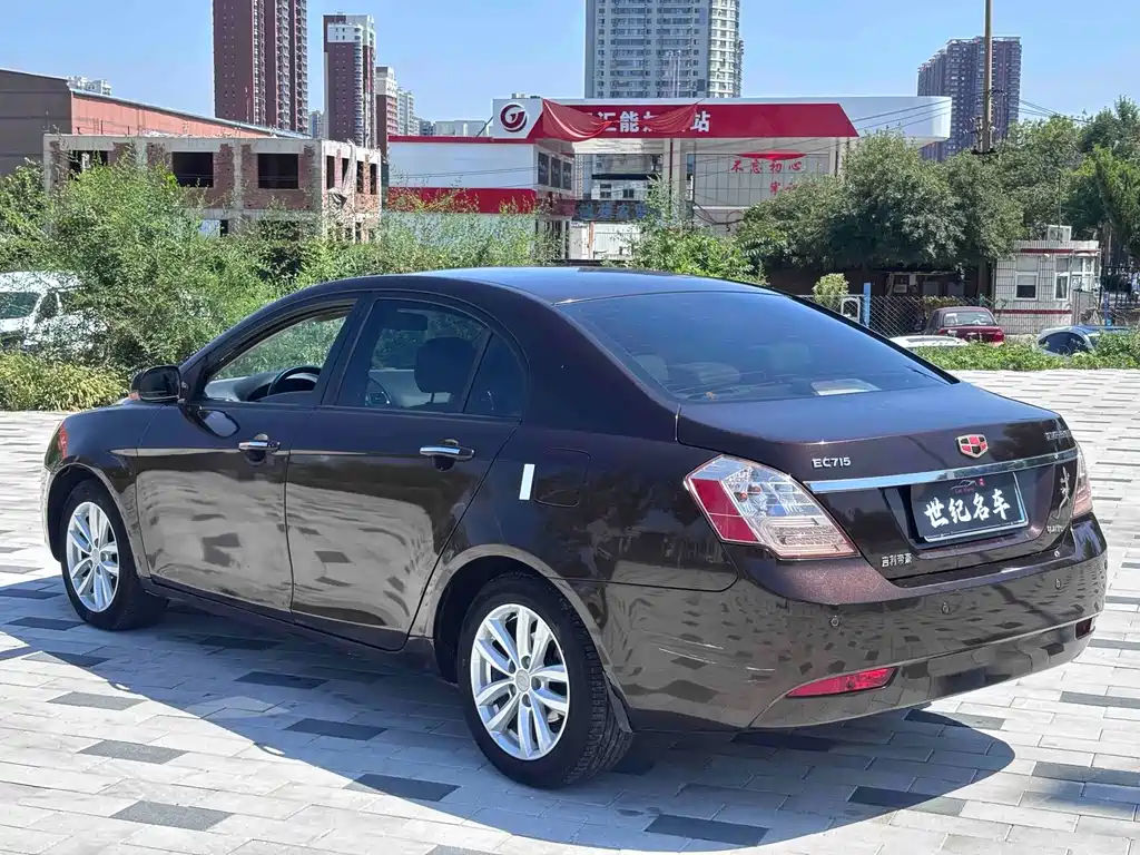 Geely Emgrand Classic — миниатюра 9