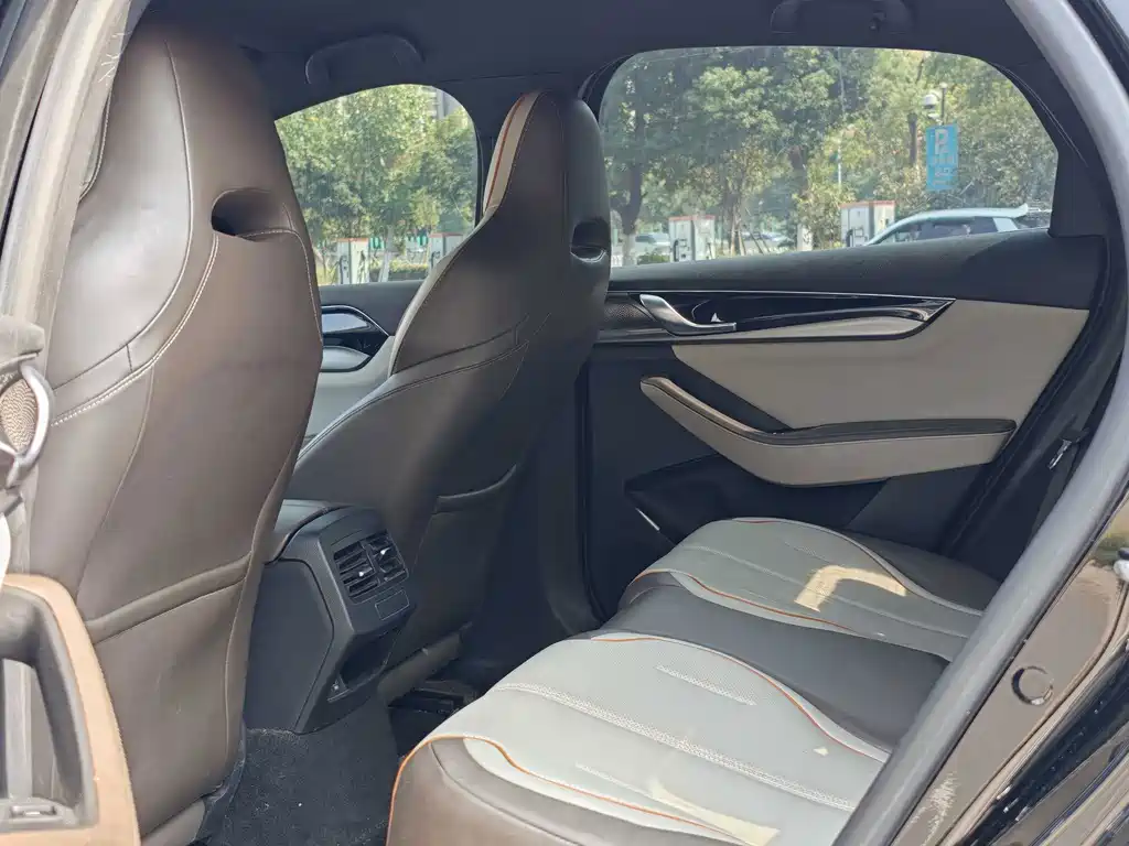 BYD Qin PLUS — миниатюра 10
