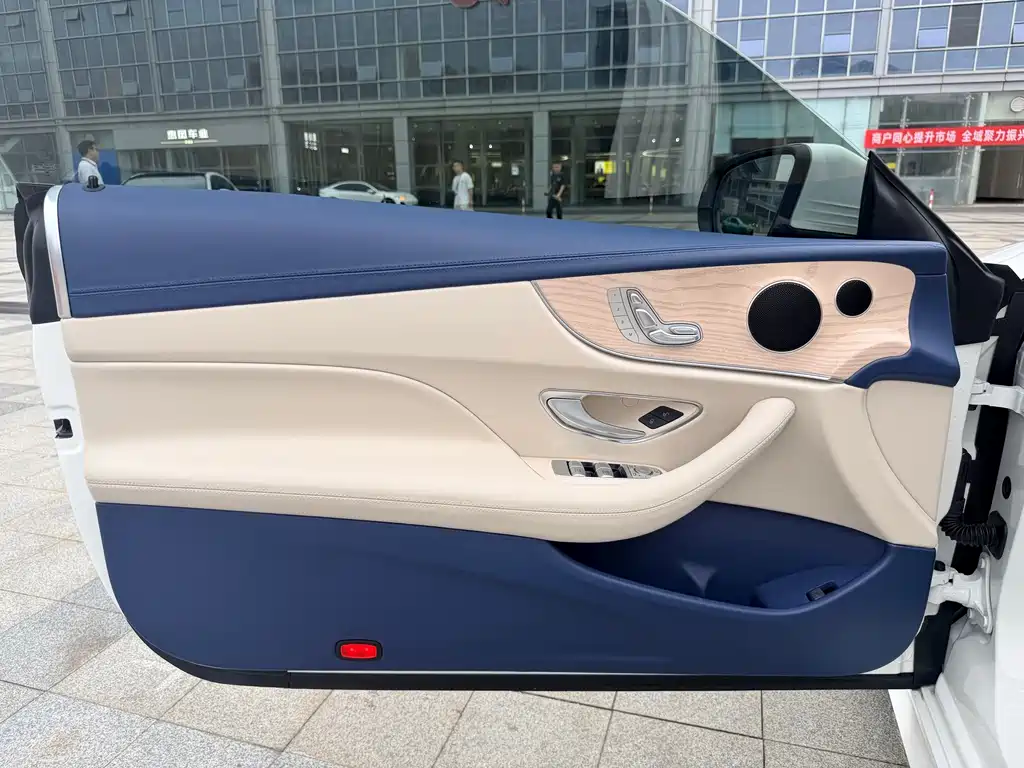 Mercedes-Benz E-Class (Import) — миниатюра 9