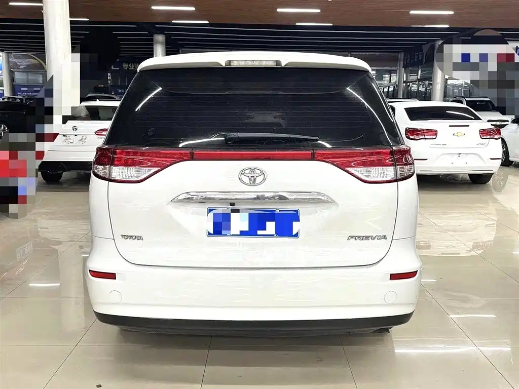 Toyota Previa 2012 2.4L 7 Standard