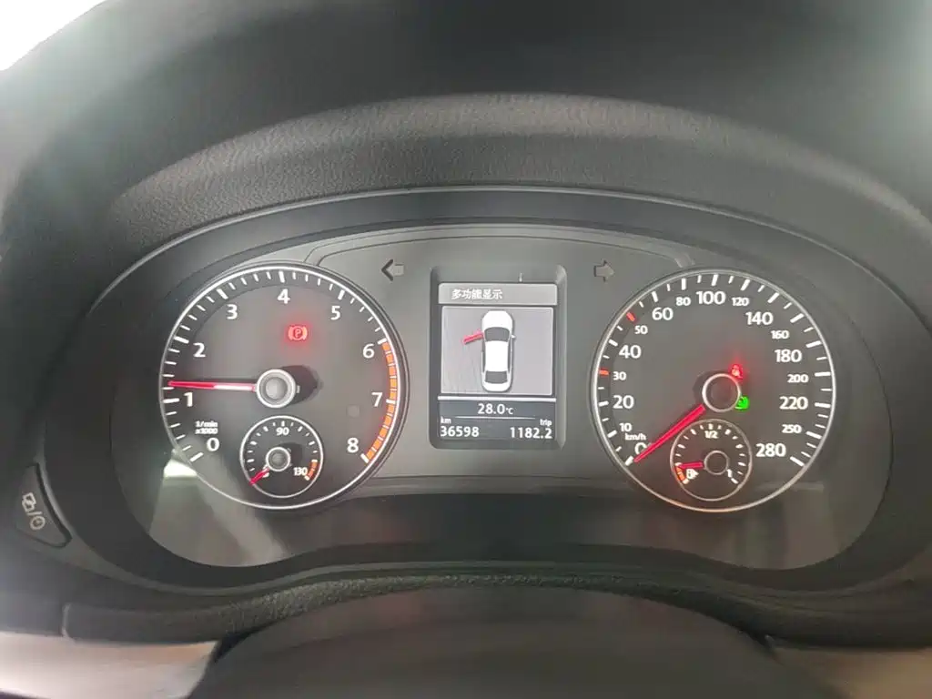 Volkswagen Passat — миниатюра 12
