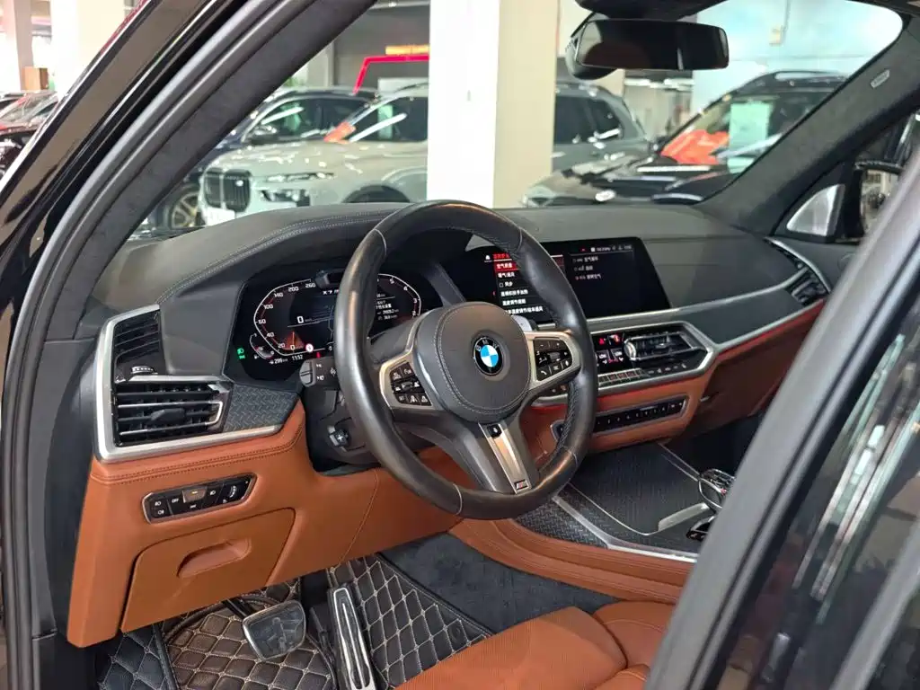 BMW X7 — миниатюра 40