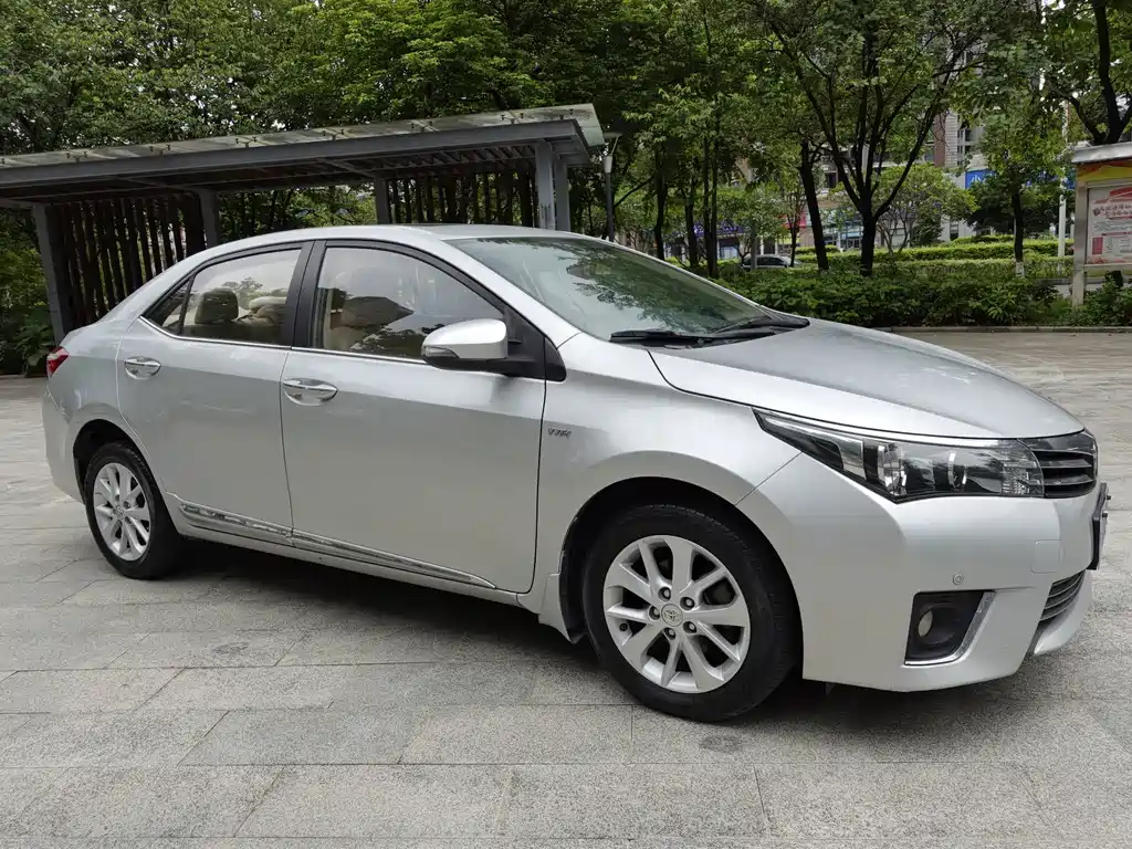 Toyota Corolla — миниатюра 5