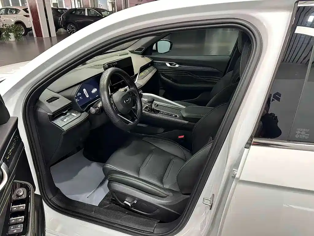Geely Preface 2023 1.5TD