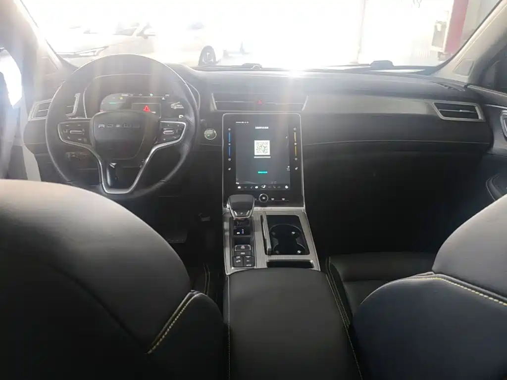 Roewe RX5 New Energy — миниатюра 10