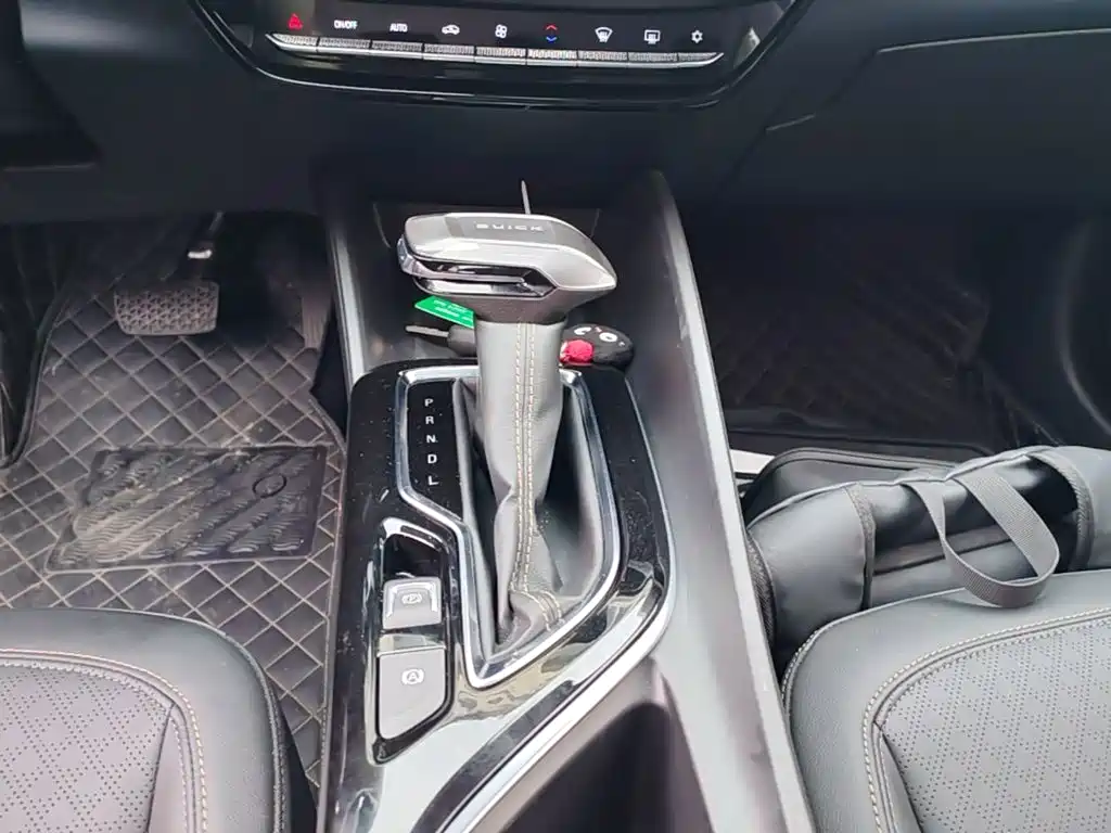 Buick Verano — миниатюра 14