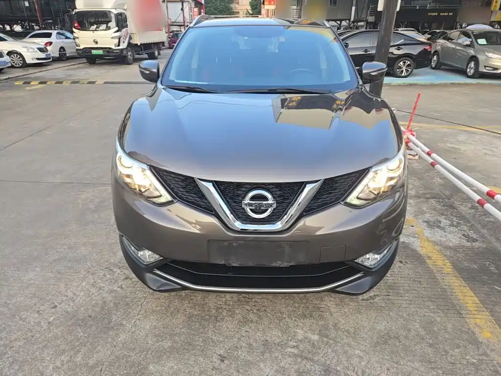 Nissan Qashqai — миниатюра 3