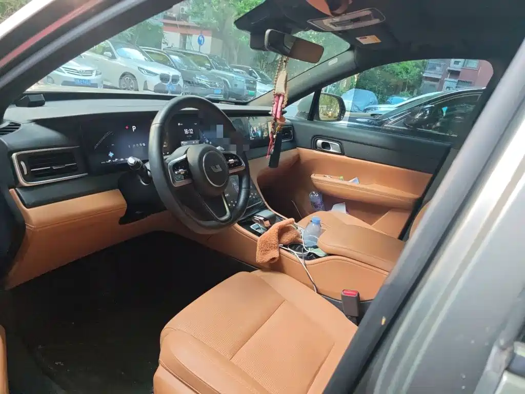 Li Auto Li ONE — миниатюра 16