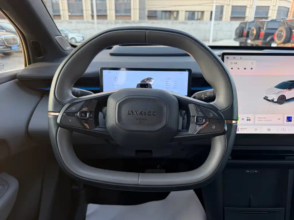 Lynk & Co Z20 — миниатюра 11