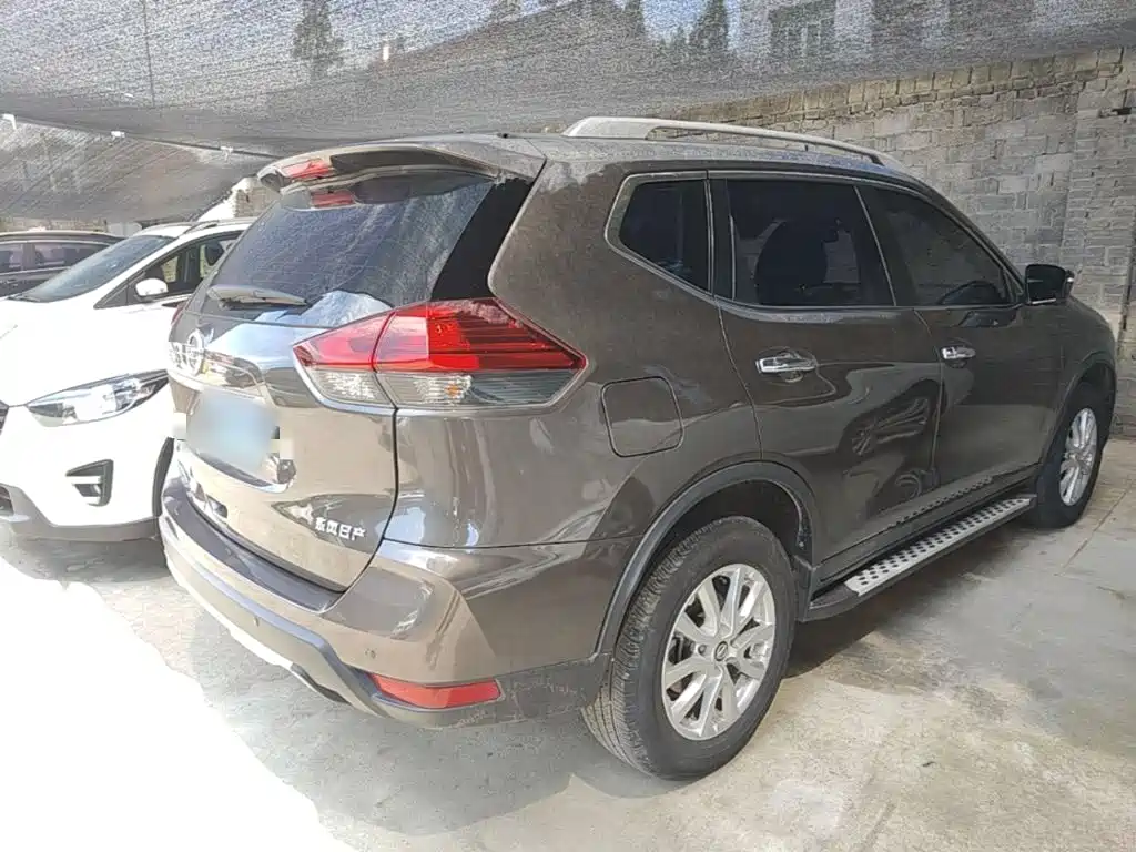 Nissan X-Trail — миниатюра 7