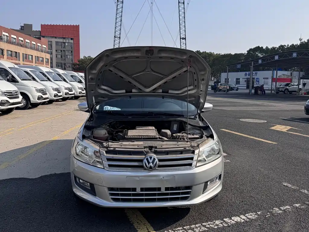 Volkswagen Santana — миниатюра 14