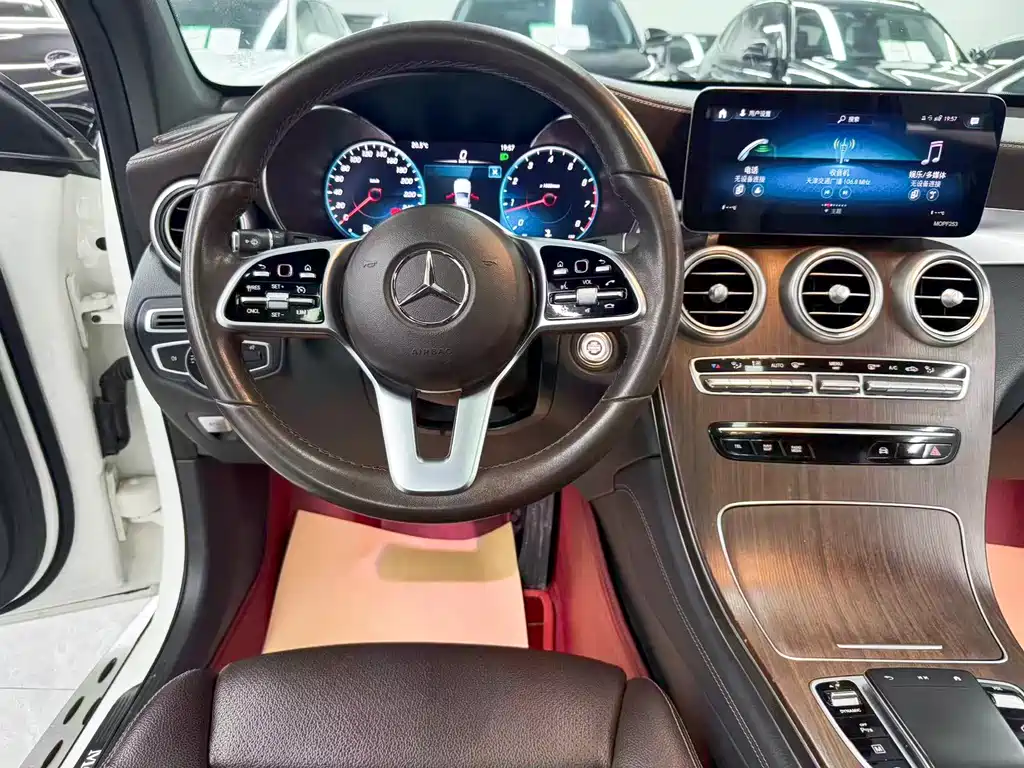 Mercedes-Benz GLC — миниатюра 18