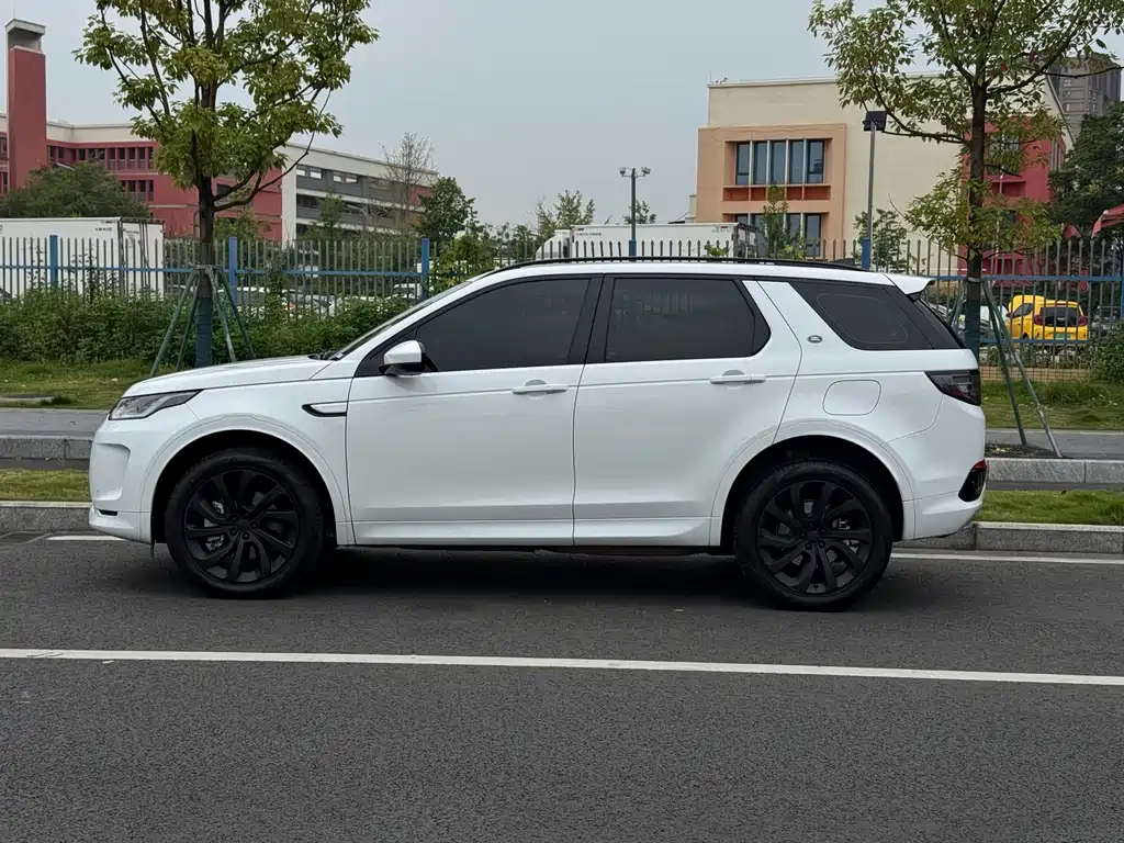 Land Rover Discovery Sport Hybrid — миниатюра 19