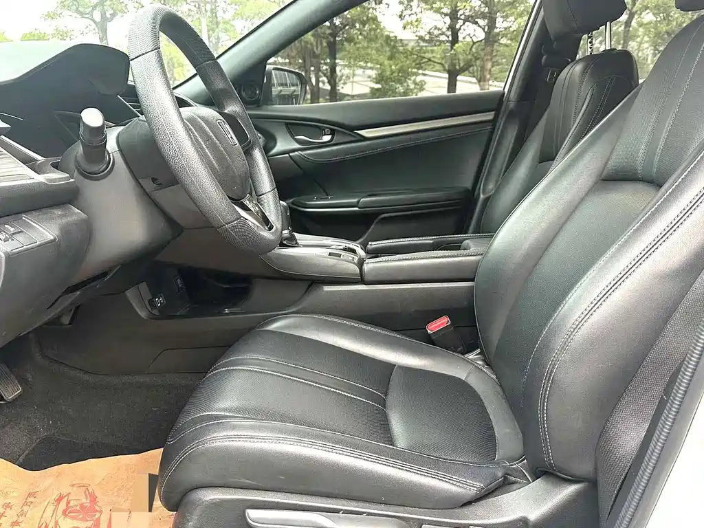 Honda Civic — миниатюра 4