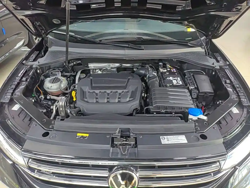 Volkswagen Tiguan L — миниатюра 20