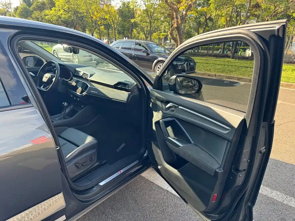 Audi Q3 Sportback — миниатюра 23