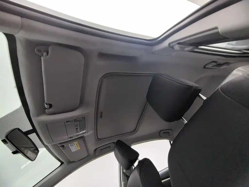 Toyota Corolla — миниатюра 14